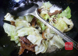 豆豉鲮鱼炒包心菜的做法图解5