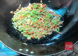 咸豆角炒米虾的做法图解5
