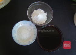 桑葚酒冻的做法图解1