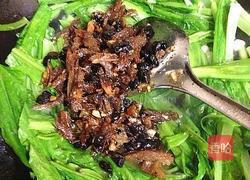 豆鼓鲮鱼油麦菜的做法图解10