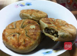 猪肉芹菜馅饼的做法图解6