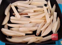 蒜香马铃薯的做法图解3