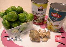 上汤甘蓝菜的做法图解1