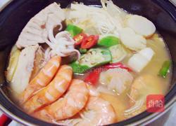 泡菜海鲜锅的做法图解4
