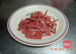 牛肉炒秋葵的做法图解2
