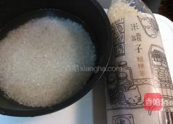 吻仔鱼海苔饭团的做法图解1
