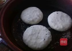 青椒茄子腊肠饼的做法图解10