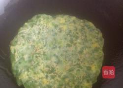 韭菜鸡蛋摊饼的做法图解4