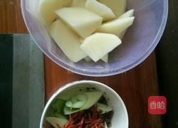 新疆大盘鸡的做法图解1