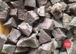 牛肉粒的做法图解5