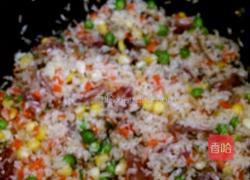 腊肠焖饭（电饭锅版）的做法图解8