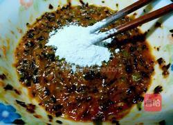 洋葱青椒鸡蛋猪肉圈的做法图解5