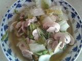 大白菜蘑菇炒肉片