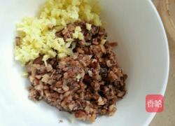 红烧狮子头的做法图解1