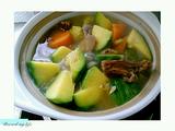 鳗鱼黄豆小瓜炖排骨汤