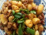 土豆烧肥肠
