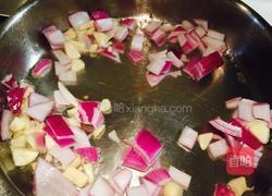 墨西哥著名的辣椒牛肉酱汤的做法图解1