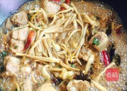 黄花菜烧排骨的做法图解5