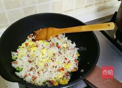 五彩炒饭的做法图解4