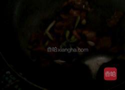 五花肉炒包菜的做法图解4