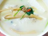 鲫鱼豆腐汤