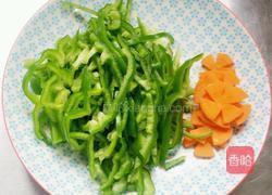 青椒炒肉丝的做法图解2