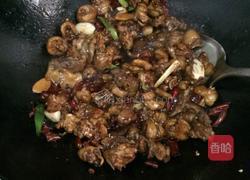 辣子鸡的做法图解2