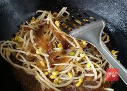 黄豆芽炒粉条的做法图解7