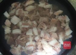 炖猪肉的做法图解1