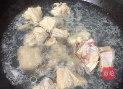 糖醋山楂排骨的做法图解1