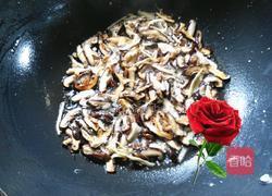 小鸡炖香菇的做法图解4