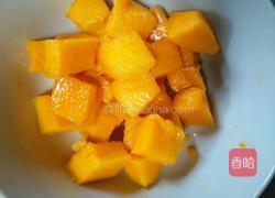 芒果流心慕斯的做法图解4