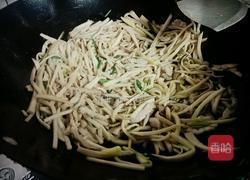 杏鲍菇炒猪肉的做法图解12
