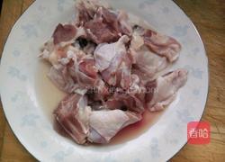 啤酒鸭的做法图解1
