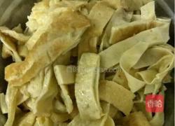 香芹炒鸡蛋的做法图解3