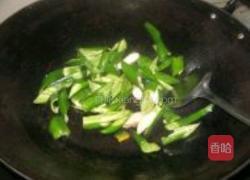 辣椒炒肉的做法图解4