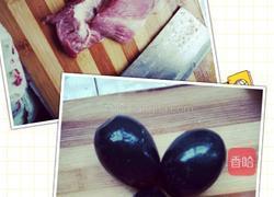 皮蛋瘦肉粥的做法图解1