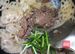 牛肉炒嫩莲藕的做法图解7