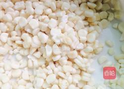 玉米饼的做法图解1