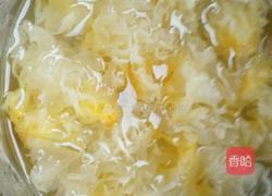 荷叶雪耳蒸鸡的做法图解2