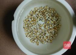 电压力煲煲猪小肚赤小豆汤的做法图解2