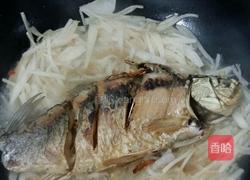 酸辣萝卜鱼的做法图解4