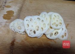 糖醋藕片的做法图解1