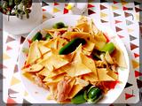 尖椒豆片炒肉