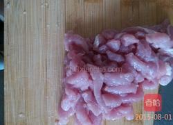 丝瓜炒肉的做法图解1