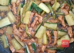 肉丝黄瓜的做法图解5