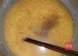 韭菜鸡蛋饼的做法图解1