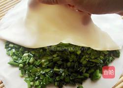 韭菜鸡蛋饼的做法图解8