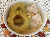 苦瓜黄豆排骨汤