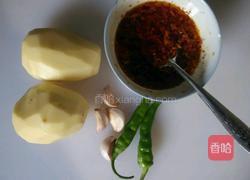 凉拌土豆丝的做法图解1